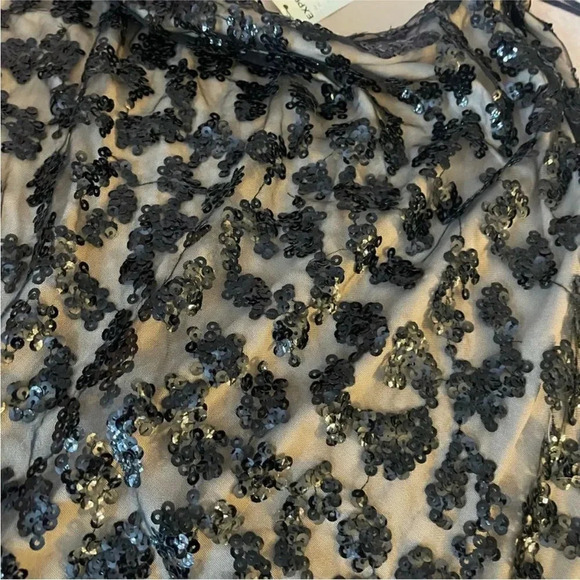 Express XS Black Sequins One Shoulder Top NWOT - Picture 3 of 4